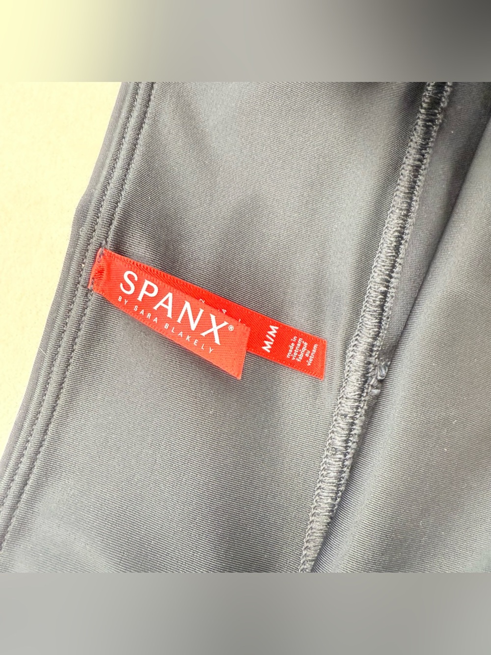 SPANX Black Pull On Leggings Pants Women’s Medium High Rise Slim Stretch